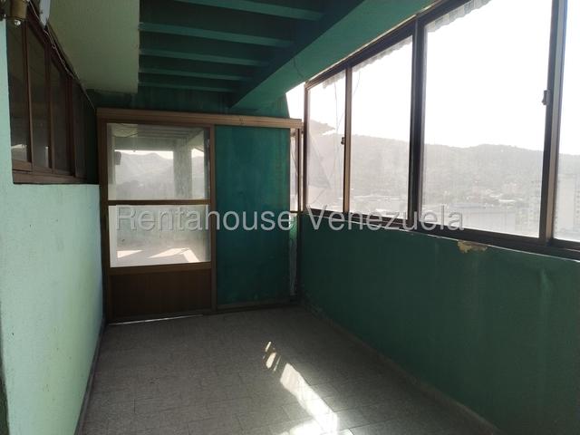 Centro Apartamento en venta ubicado en valencia carabobo 27-938 ELOISA MEJIA