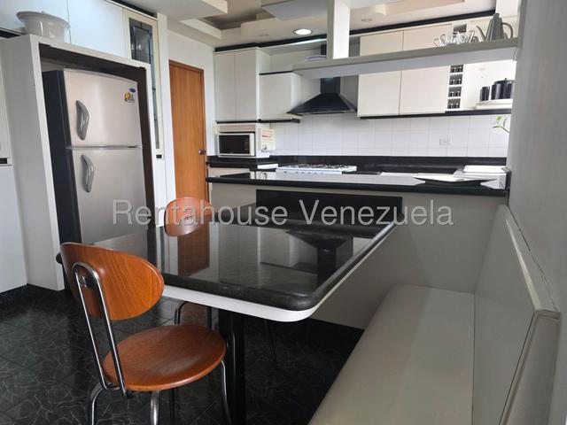 Venta de Apto. Isla Coral. El Parral #26-21417 