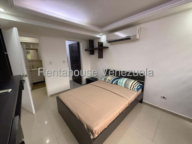 Venta de Apto. Vista al Parque #27-903