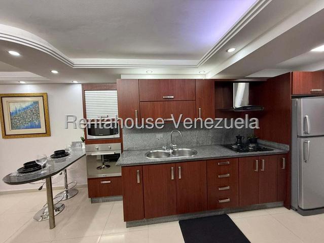 Venta de Apto. Vista al Parque #27-903