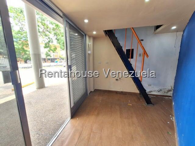 Alqu#iler de local en C.C. Patio Trigal #27-2965