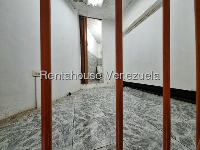 Alqu#iler de local en C.C. Patio Trigal #27-2965