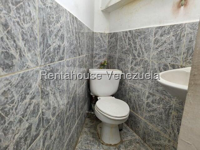 Alqu#iler de local en C.C. Patio Trigal #27-2965