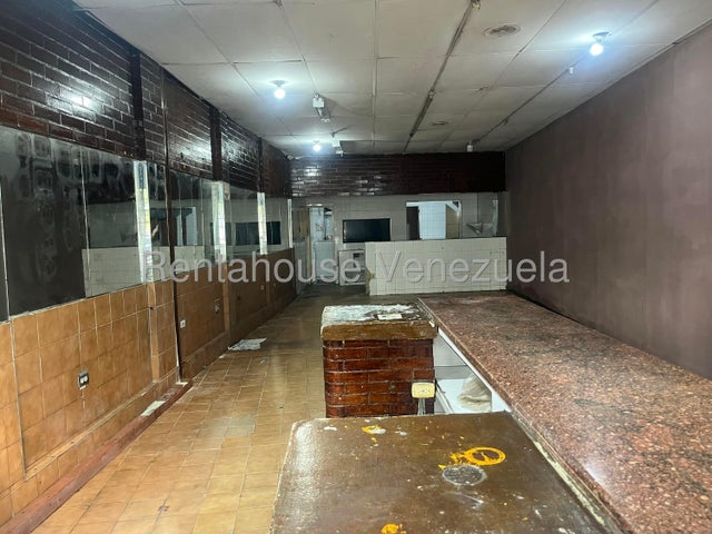Alquiler de local en Av. Boliva Norte #26-6574