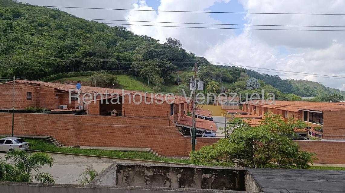 Apartamento en venta en manantial planta eléctrica y pozo Mañongo naguanagua Carabobo 