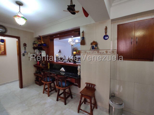 Apartamento en Venta en Urb. El Toro 26-8804