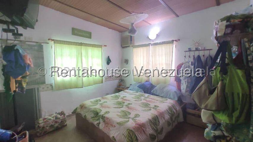 Casa en Venta Con Piscina en Asocata  26-13149