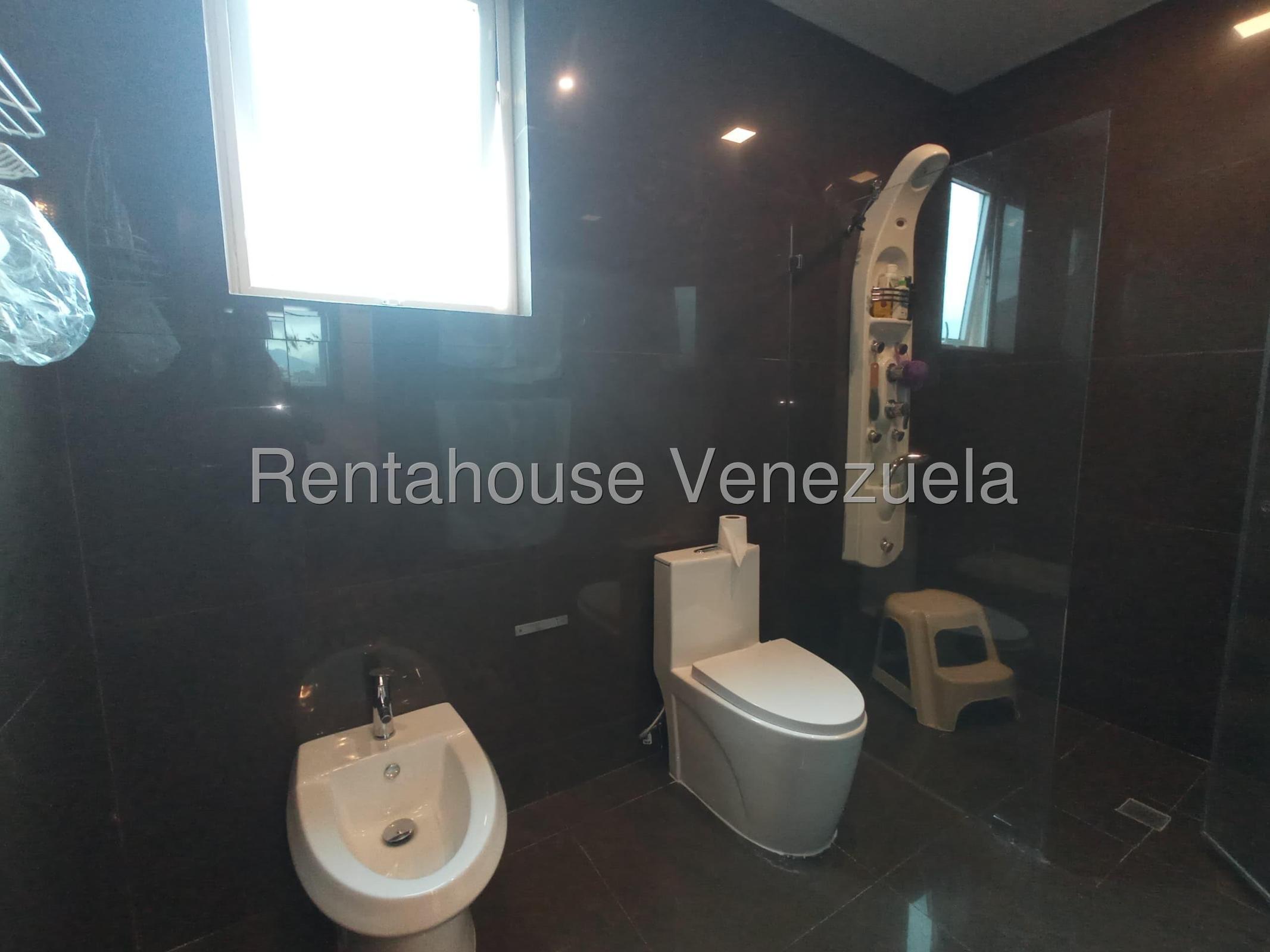 Apartamento en alquiler 4H-5B-3B Planta electrónica, pozo de agua, piscina, pérgola,  Urb Las Chimeneas en Valencia 