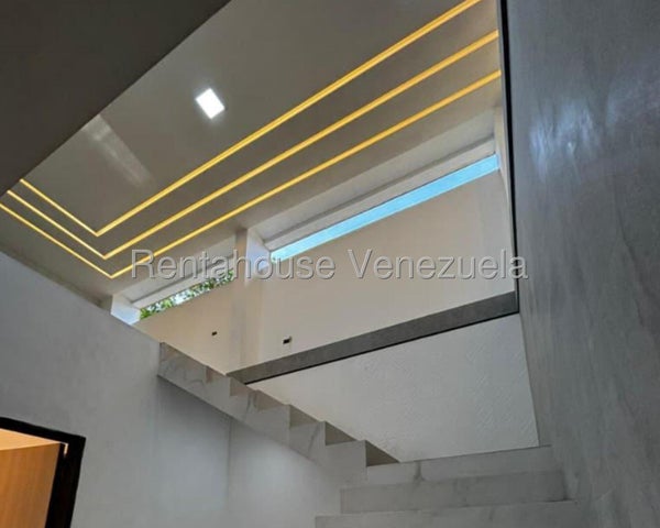Casa moderna en venta ubicada en mone carmelo san diego 27-3233Carabobo ELOISA MEJIA