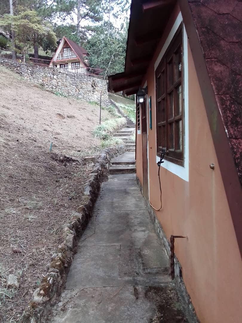 Chalet en urbanismo privado