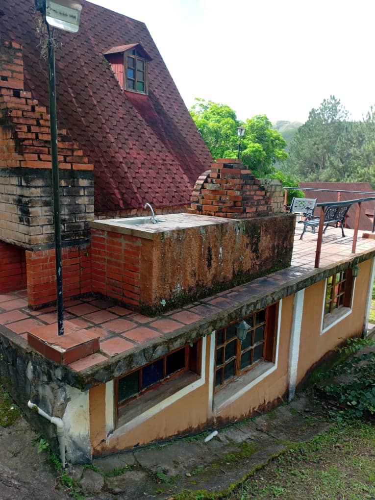 Chalet en urbanismo privado