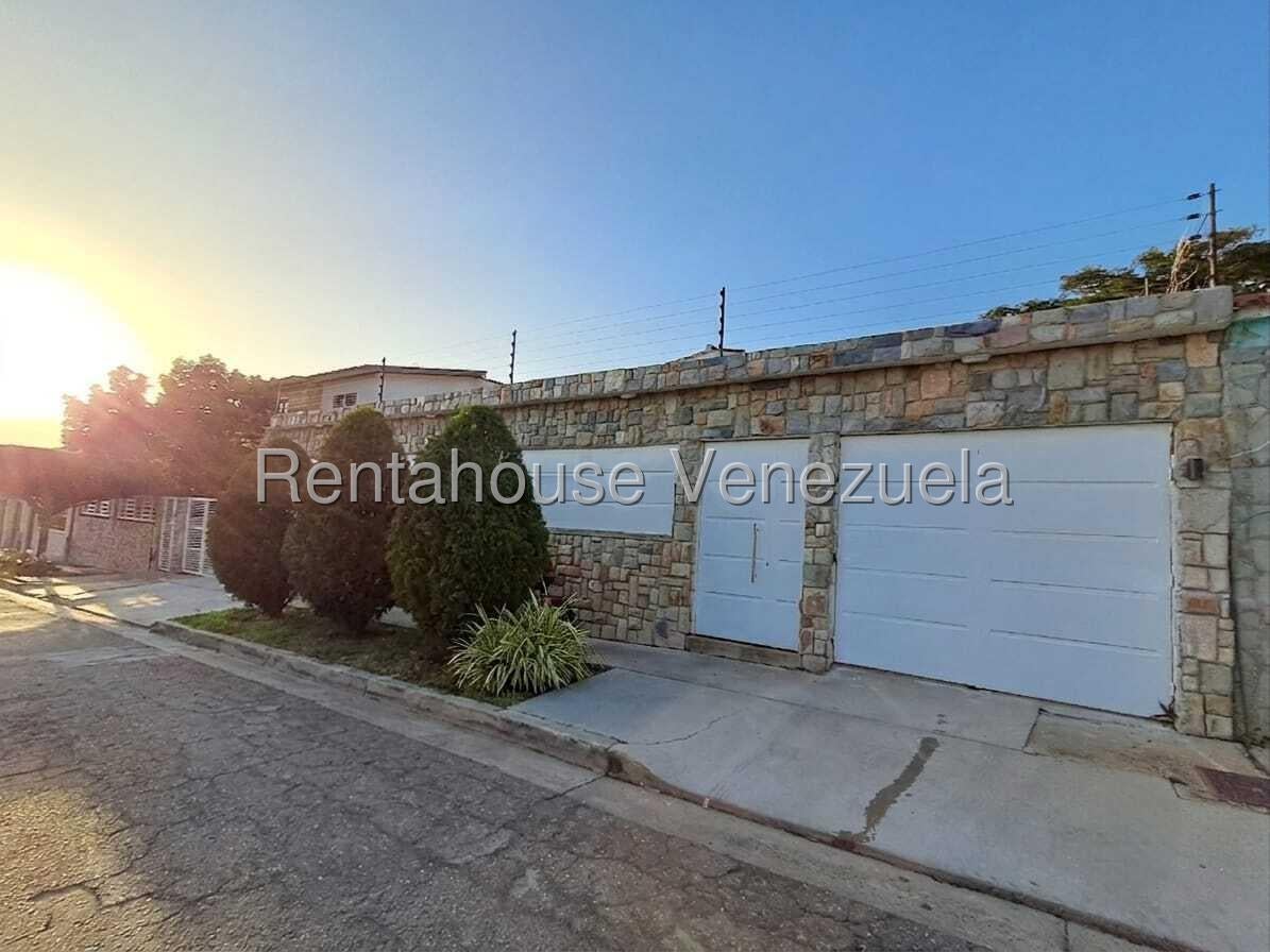 Casa en venta en Piedra Pintada mañongo con anexo y casa de huespedes Carabobo