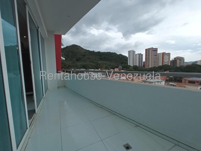 Las Chimeneas Apartamento en Alquiler ubicado en Valencia CODIGO 27-74 eloisa mejia