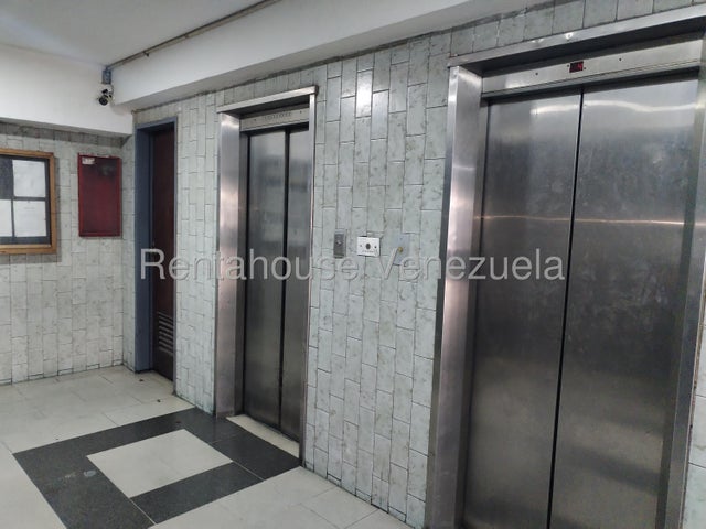 Centro de Valencia Apartamento en venta ubicado en Carabobo codigo 27-938 ELOISA MEJIA