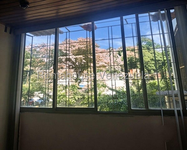 Barbula Apartamento en venta ubicado en Naguanagua Carabobo codigo 27-1751 ELOISA MEJIA