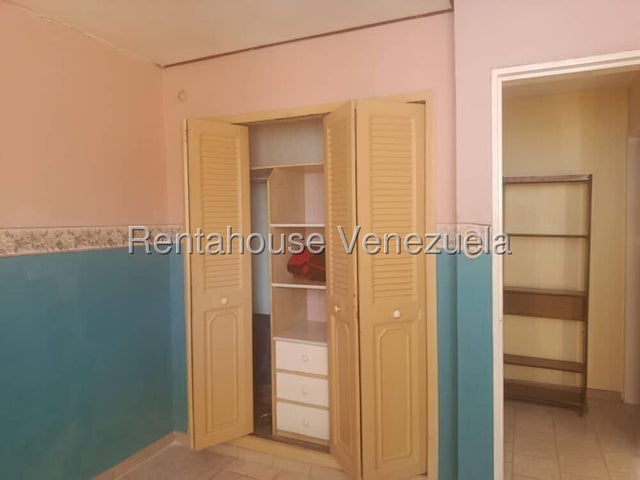 Barbula Apartamento en venta ubicado en Naguanagua Carabobo codigo 27-1751 ELOISA MEJIA