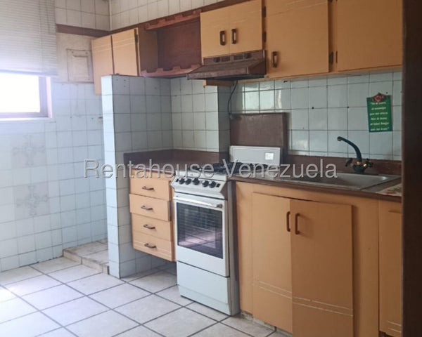 Barbula Apartamento en venta ubicado en Naguanagua Carabobo codigo 27-1751 ELOISA MEJIA