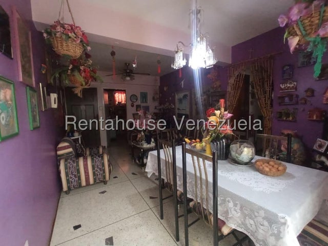 Apartamento en venta posee 91m2 3H-2B-1P Balcon, amplios espacios en piso bajo Sector 1ero de Mayo en Guacara