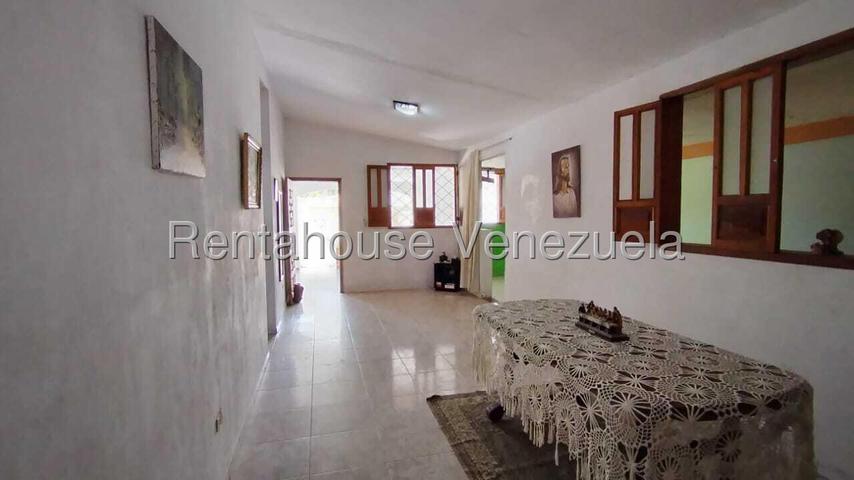 Amplia casa en venta 4H-2B-3P, Tanque de agua, Conj privado Urb ciudad alianza en Guacara 