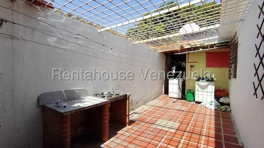 Amplia casa en venta 4H-2B-3P, Tanque de agua, Conj privado Urb ciudad alianza en Guacara 