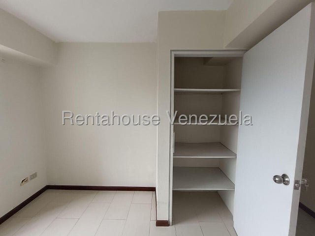 KERDELL Apartamento en venta ubicado en Valencia Carabobo codigo 27-2603 ELOISA MEJIA