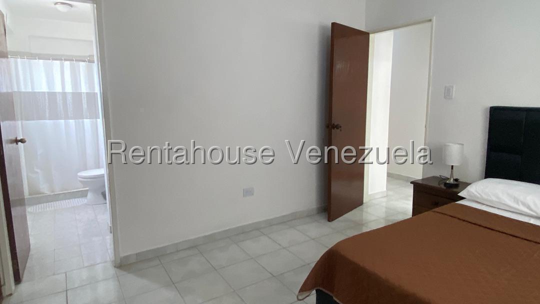 La Granja Apartamento en venta en Naguanagua Carabobo codigo 26-18079  ELOISA MEJIA