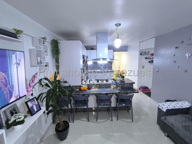 La Trigaleña Apartamento en venta ubicado en Valencia Carabobo codigo 26-16859 ELOISA MEJIA 