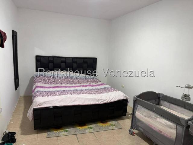 Casa en venta para modernizar a tu manera, posee 200m2 con 3H-2B+2P en Urb Ciudad alianza - Guacara