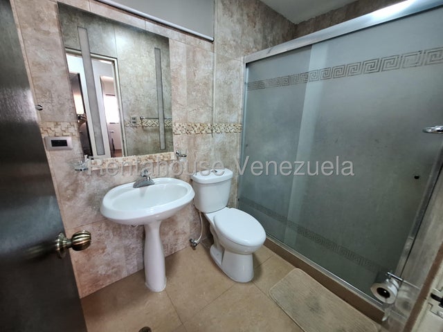 Ciudad Jardin Mañongo Apartamento en venta ubicado en Naguanagua Carabobo 26-21146 ELOISA MEJIA