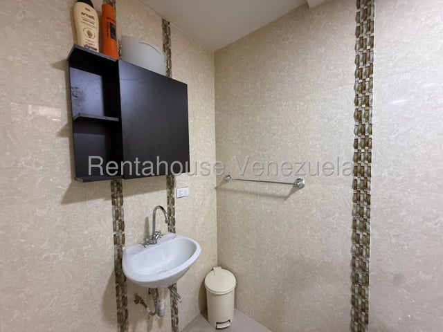 Apartamento en Alquiler en La Placera San Jacinto 27-3620