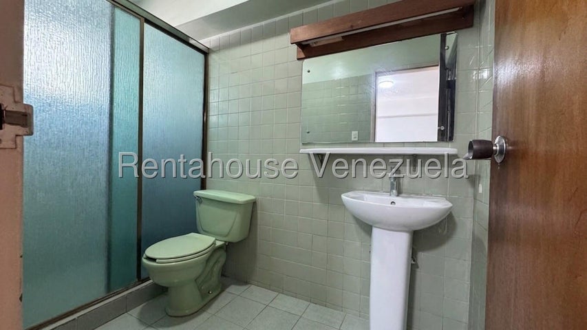 Apartamento en Venta en Res. Doña Barbina