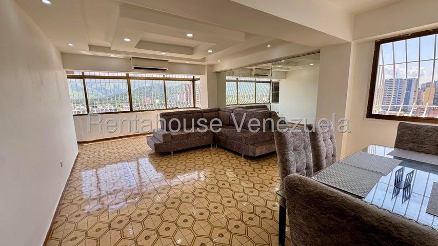 Apartamento en Venta en Res. Doña Barbina