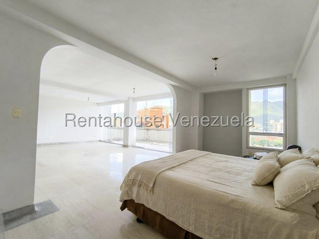 Mañongo Apartamento en venta ubicado en Naguanagua Carabobo codigo 27-2564 ELOISA MEJIA