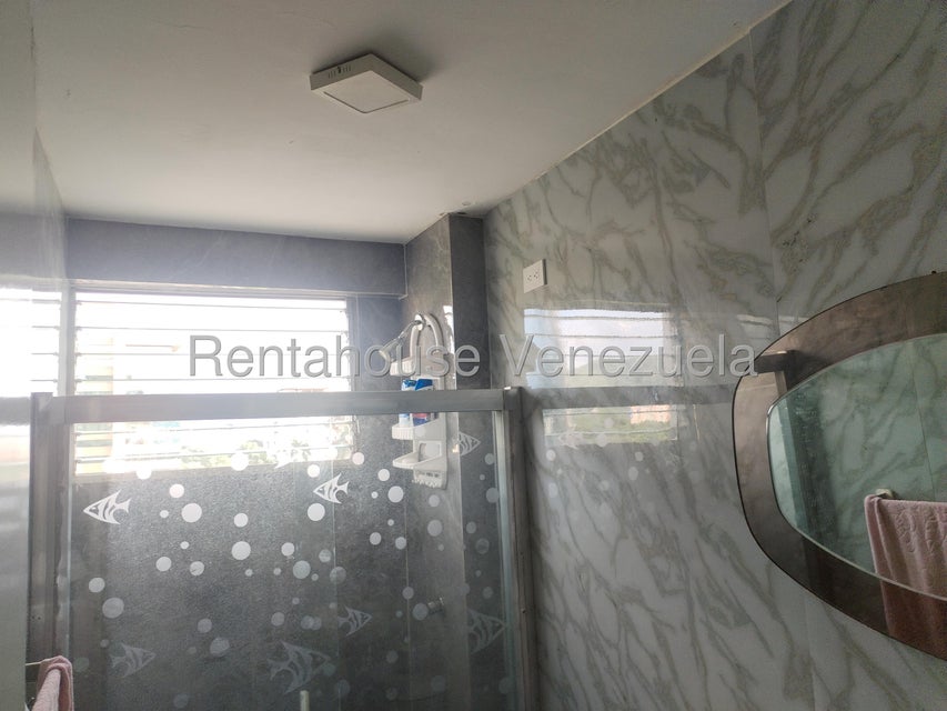 Apartamento en venta en el viñedo Valencia Carabobo Desiree Castillo Rentahouse 