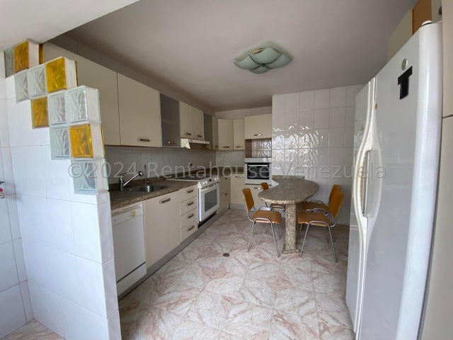 VENTA EN MACARACUAY  #26-20070