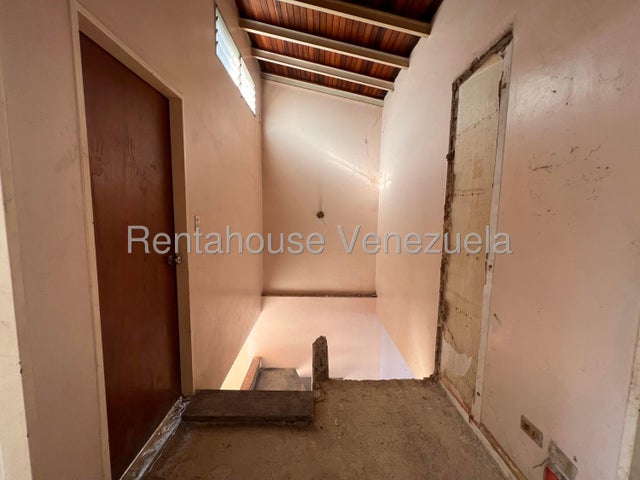 VENTA LOS PALOS GRANDES  #27-1750
