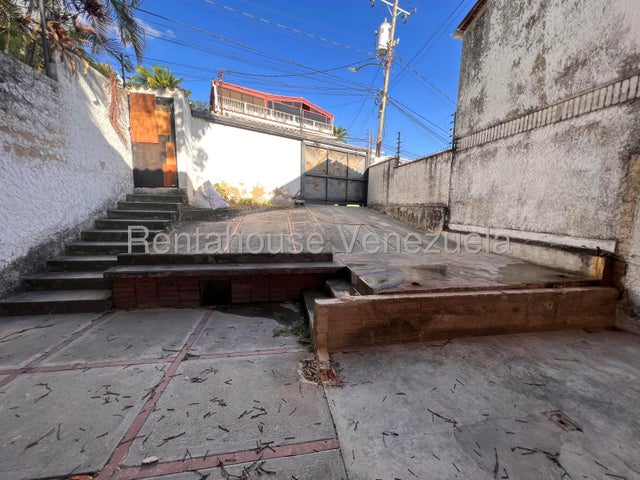 VENTA LOS PALOS GRANDES  #27-1750
