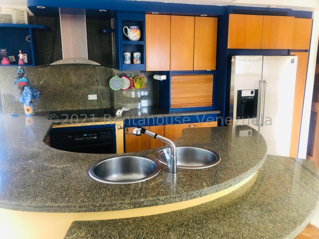 VENTA EL HATILLO  #27-2110  