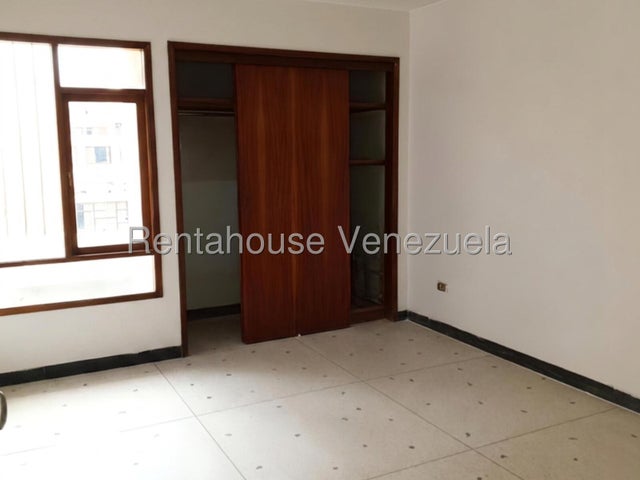 VENTA CUMBRES DE CURUMO  #27-2277