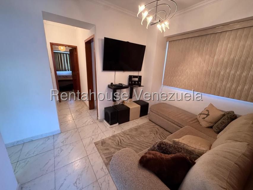 Apartamento en venta en el bosque con pozo Valencia Carabobo. Desiree Castillo Rentahouse 
