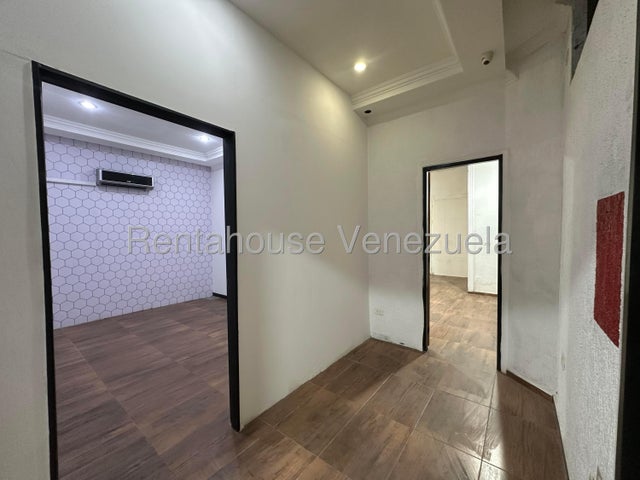 Local en Venta en San Ignacio 27-3779