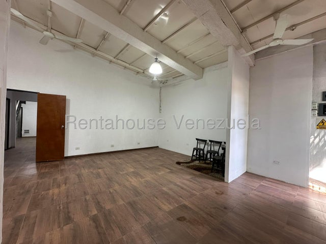 Local en Venta en San Ignacio 27-3779