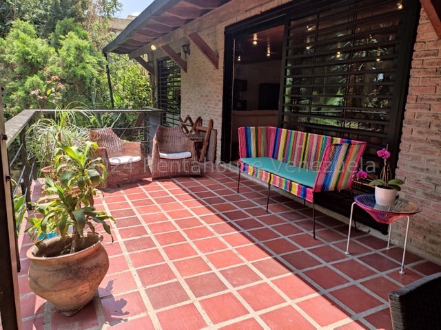 VENTA LOS PALOS GRANDES  #27-1265