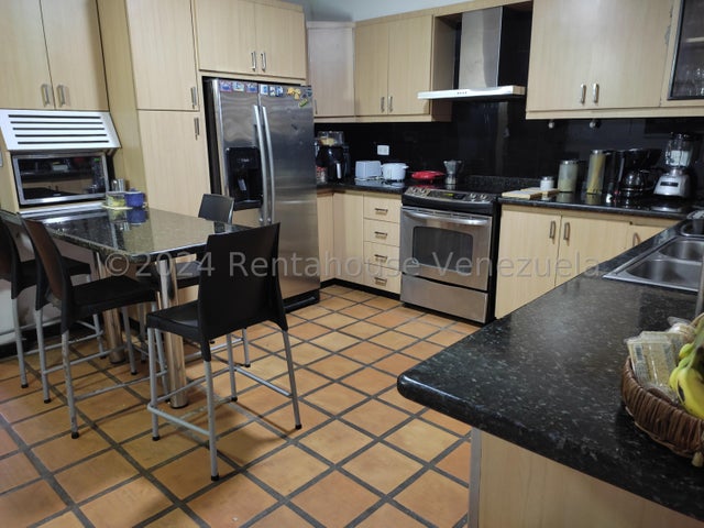 VENTA LOS PALOS GRANDES  #27-1265