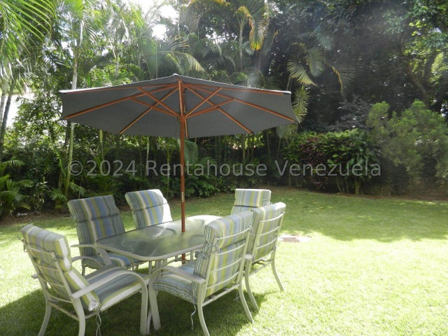 VENTA LOS PALOS GRANDES  #27-1265