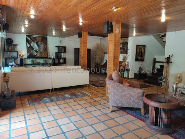 VENTA LOS PALOS GRANDES  #27-1265
