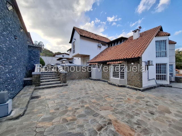 VENTA EL HATILLO #27-1969