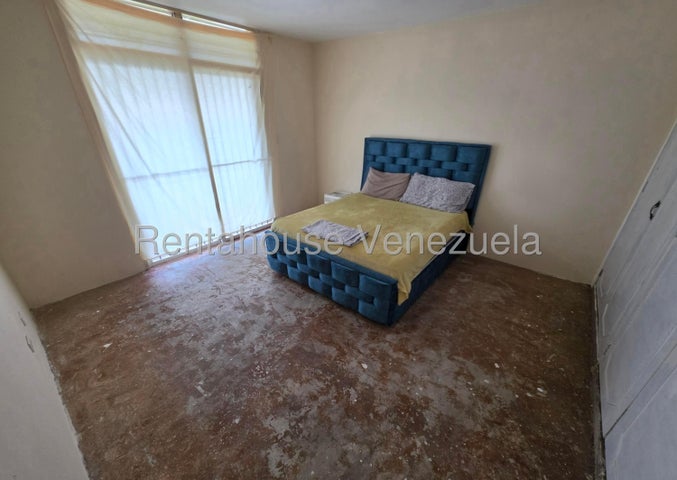 VENTA MACARACUAY #27-2637 