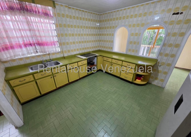 VENTA MACARACUAY #27-2637 