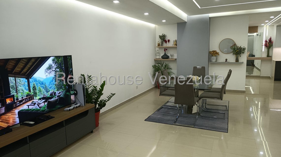 Apartamento en venta en Trigal Norte Valencia Carabobo Desiree Castillo Rentahouse 